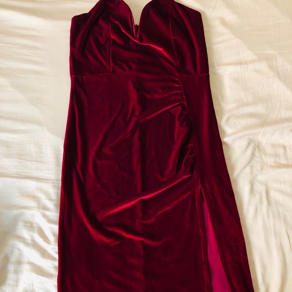 Fashion Nova Dresses & Skirts - Fashion Nova Maroon Velvet Dress